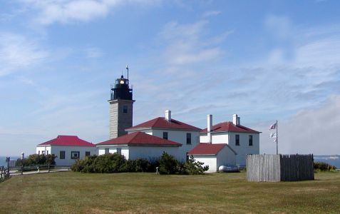 Beavertail Lighthouse in 2008